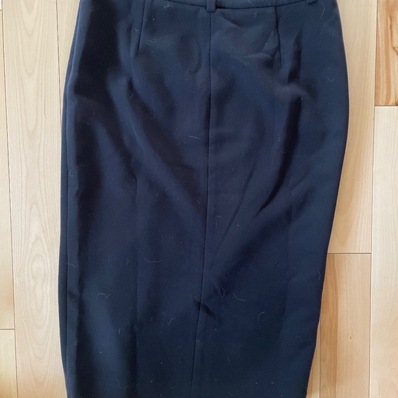 Karl Lagerfeld pencil skirt size 2 black - Picture 2 of 3